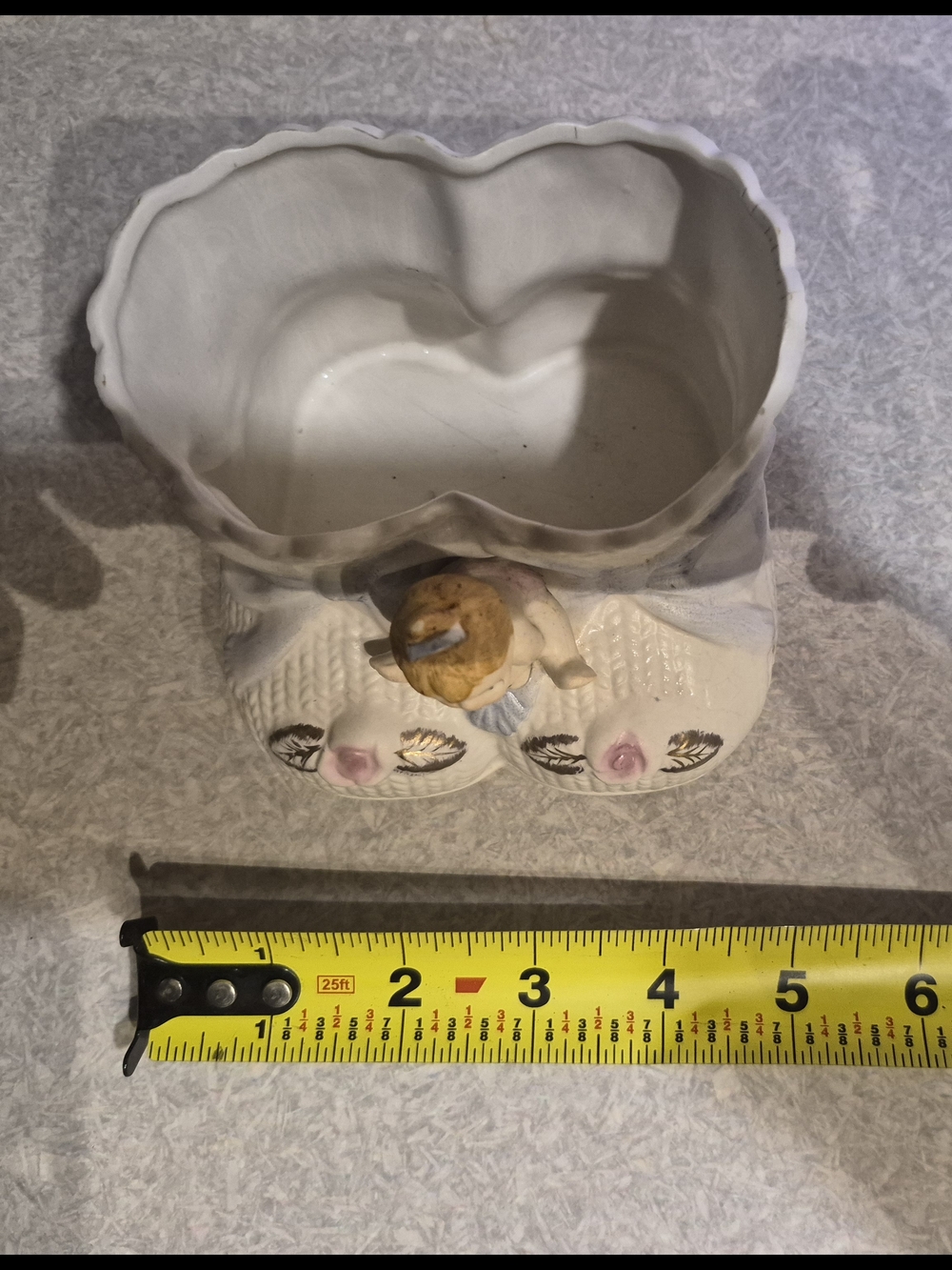 Ceramic Baby Boot Planter with Figurine - White, Pink, Blue - Picture 5 of 6